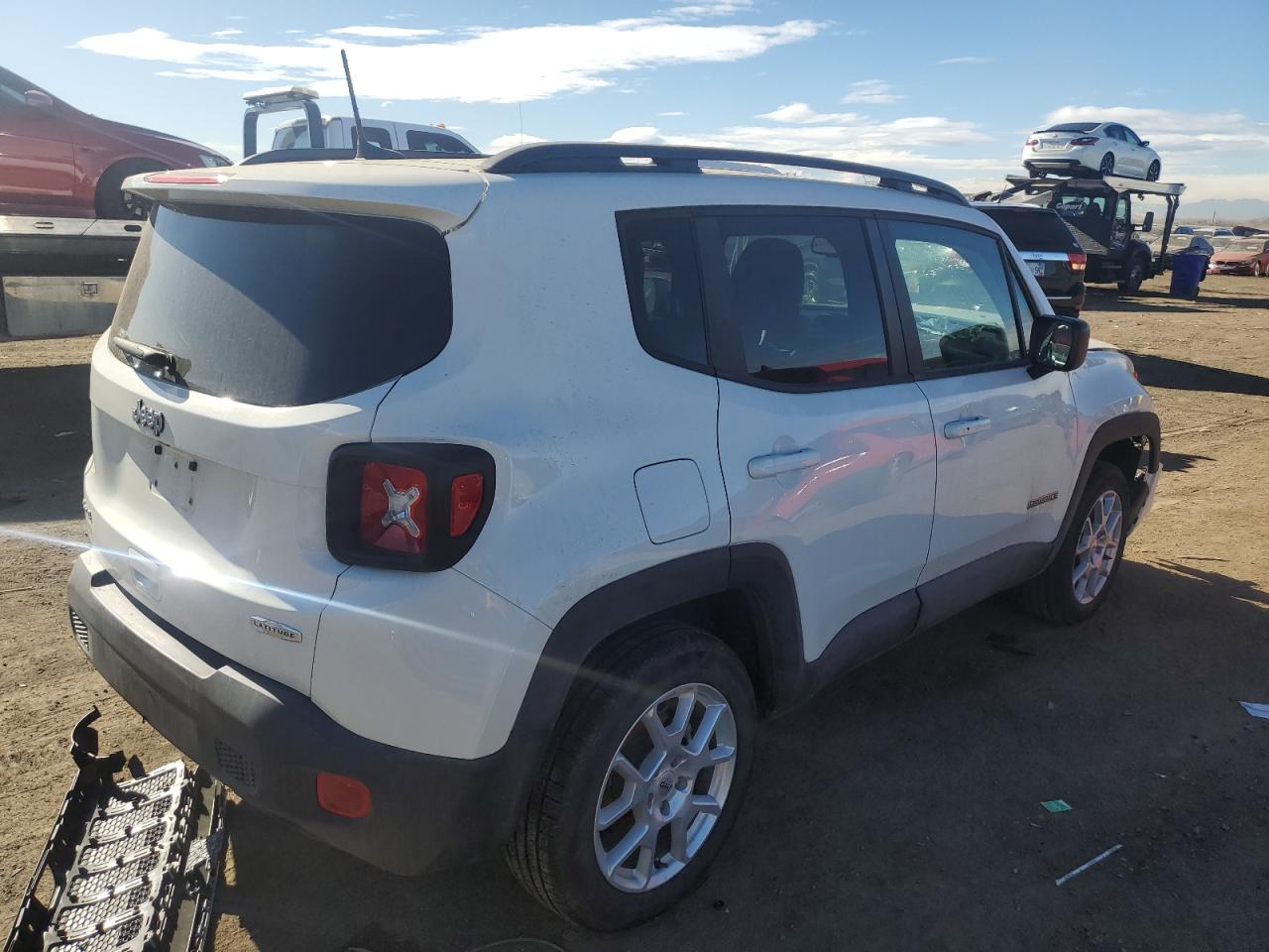 2022 JEEP RENEGADE LATITUDE VIN:ZACNJDB17NPN83813