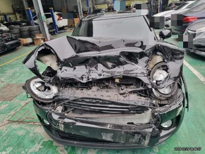 2017 MINI Clubman VIN: