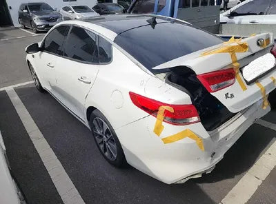 2016 Kia K5 KNAGX411BGA083042 VIN:KNAGX411BGA083042