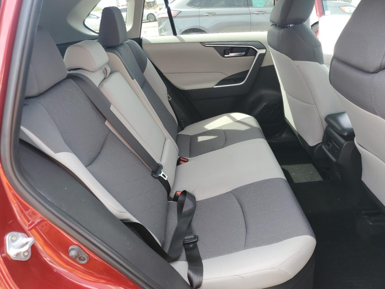 2024 TOYOTA RAV4 XLE VIN:4T3RWRFV6RU116213