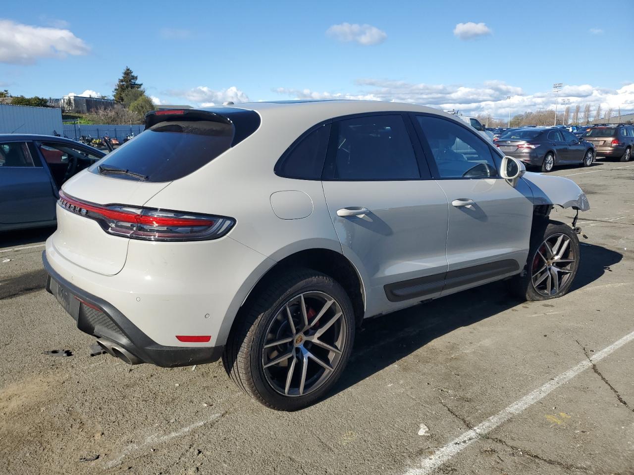 2024 PORSCHE MACAN S VIN:WP1AG2A55RLB37483