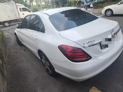 2015 Mercedes-Benz C 200 VIN: