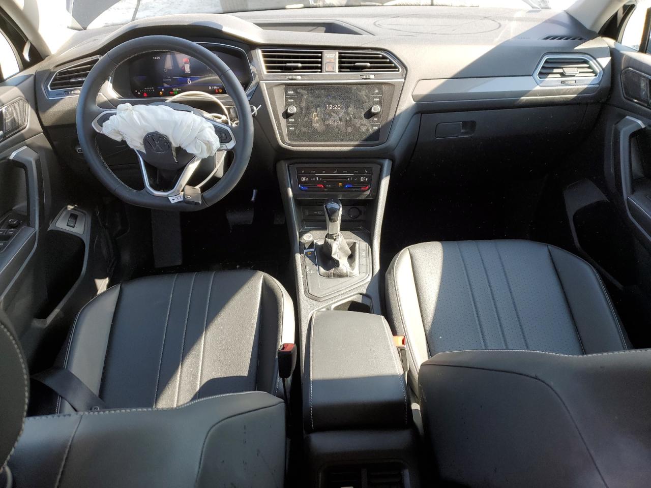 2024 VOLKSWAGEN TIGUAN SE VIN:3VV3B7AX9RM065324