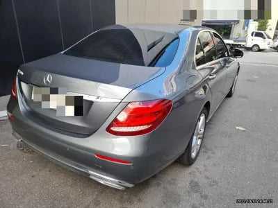 2018 Mercedes-Benz E 220 WDDZF0EB2JA477806 VIN:WDDZF0EB2JA477806