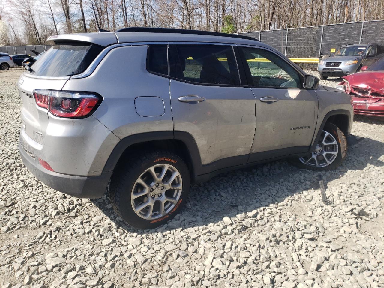 2023 JEEP COMPASS LATITUDE LUX VIN:3C4NJDFN4PT531325