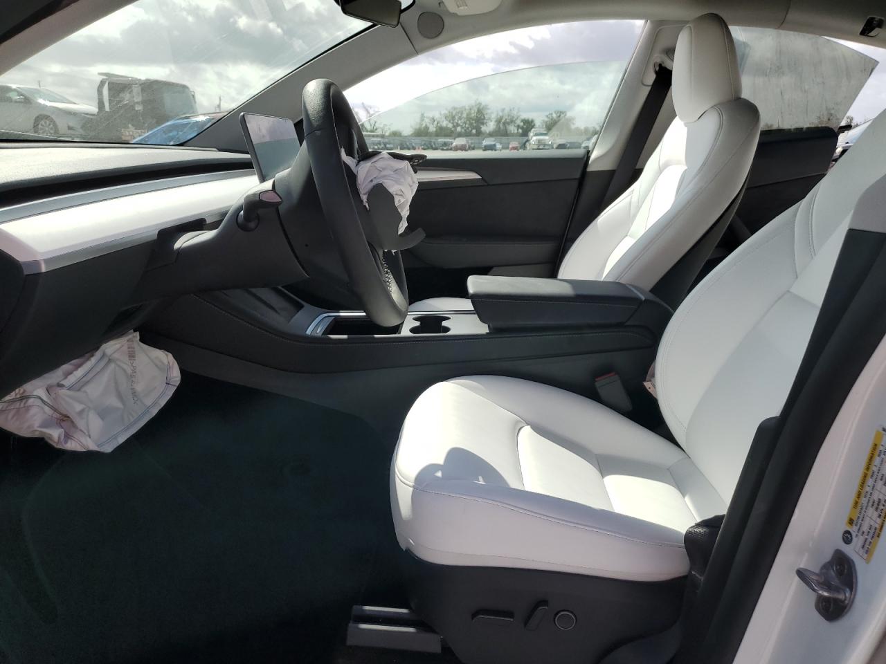 2024 TESLA MODEL Y  VIN:7SAYGDED0RF158471