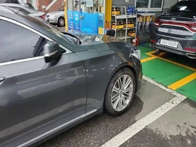 2018 Genesis G80 KMHGL41DDJU275797 VIN:KMHGL41DDJU275797