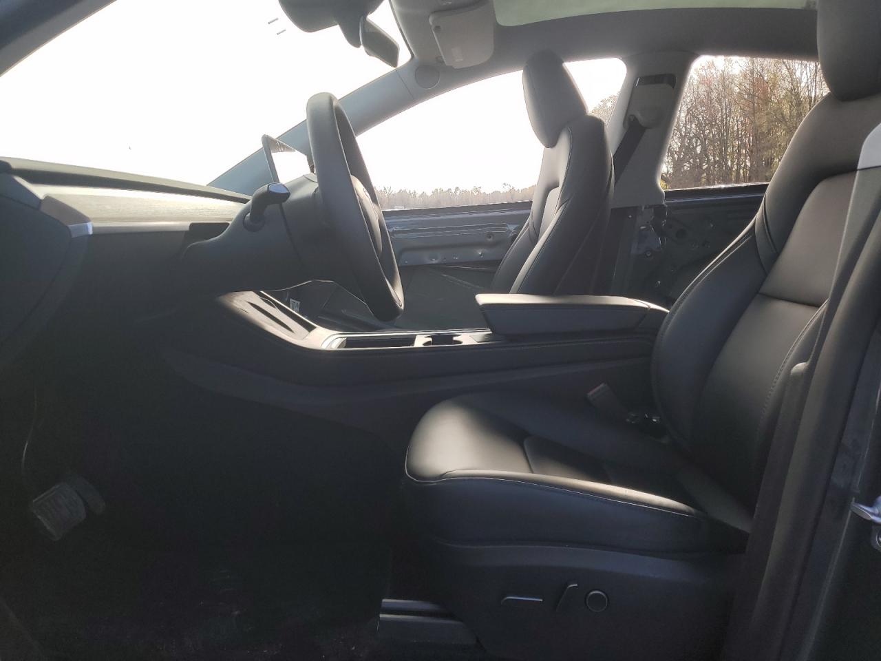 2023 TESLA MODEL Y  VIN:7SAYGDEE3PA203079