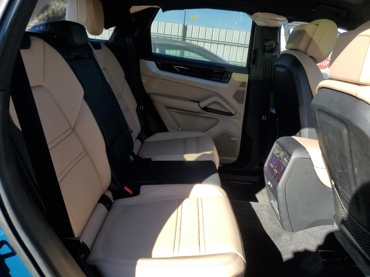 2024 PORSCHE CAYENNE  VIN:WP1AA2AY2RDA06887