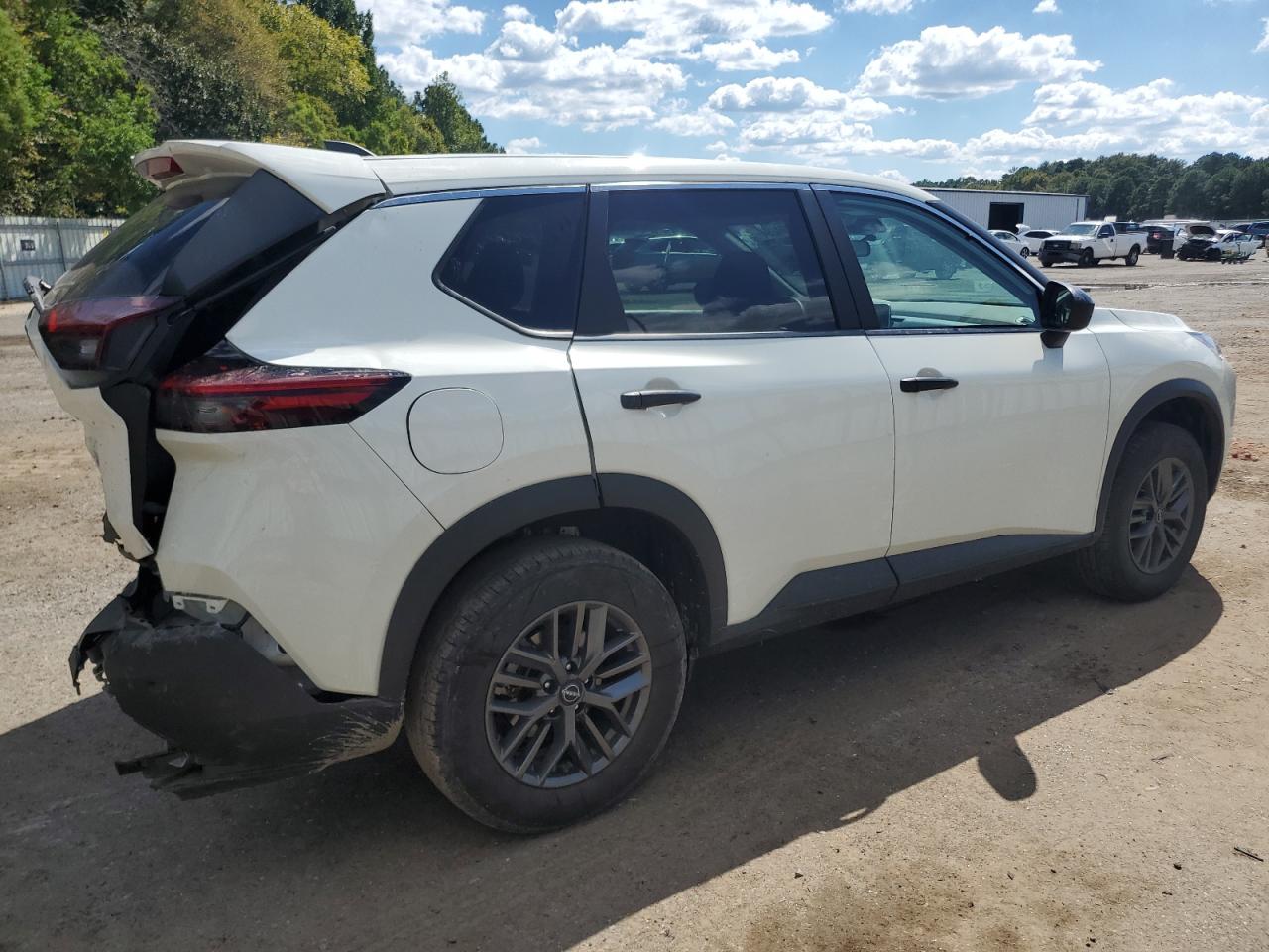 2023 NISSAN ROGUE S VIN:5N1BT3AA4PC859640