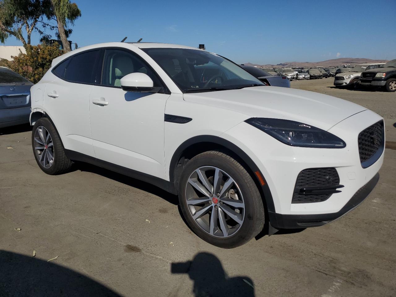 2022 JAGUAR E-PACE SE VIN:SADFP2FX2N1030645