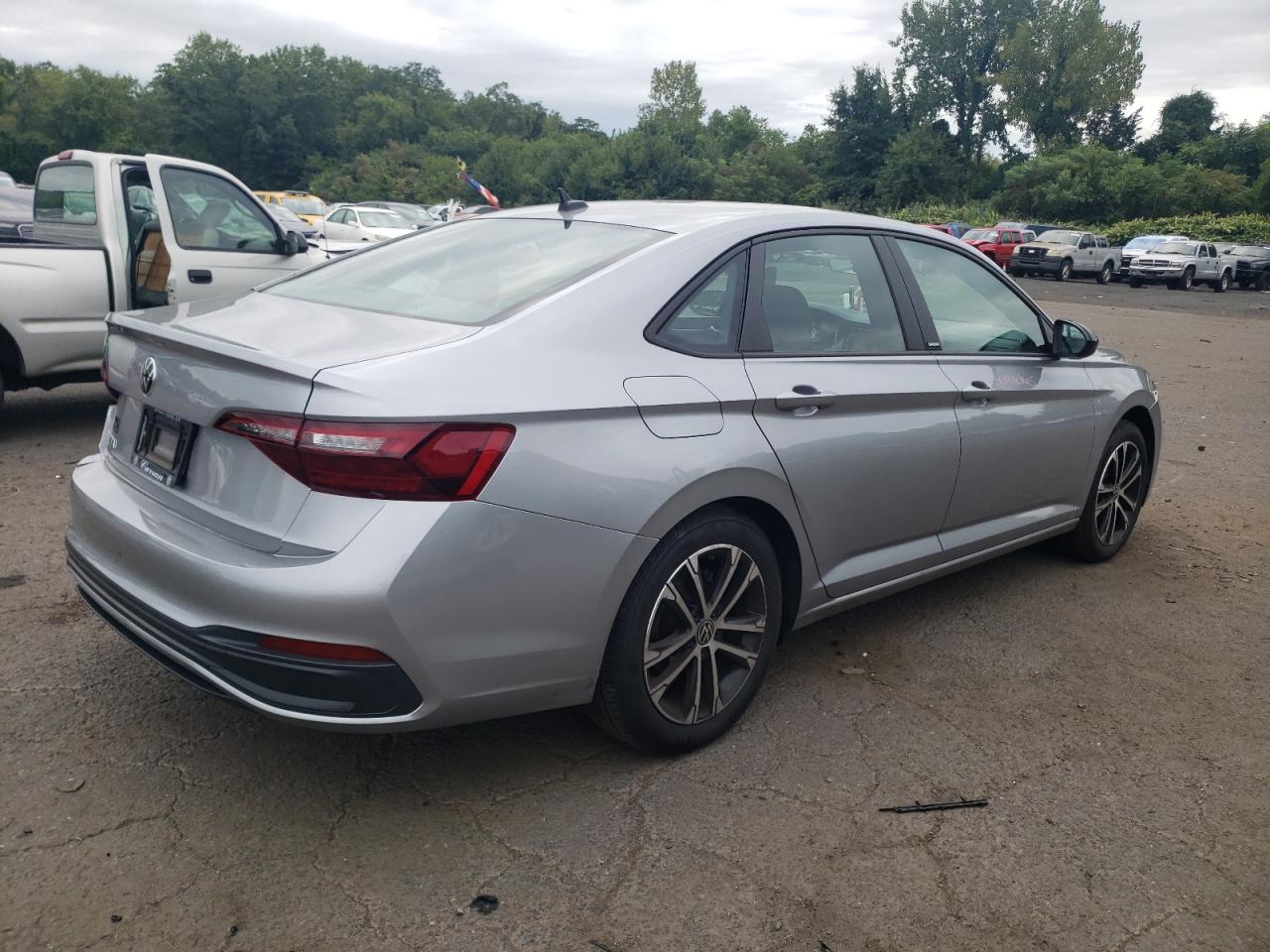 2023 VOLKSWAGEN JETTA SPORT VIN:3VWBM7BU1PM026875