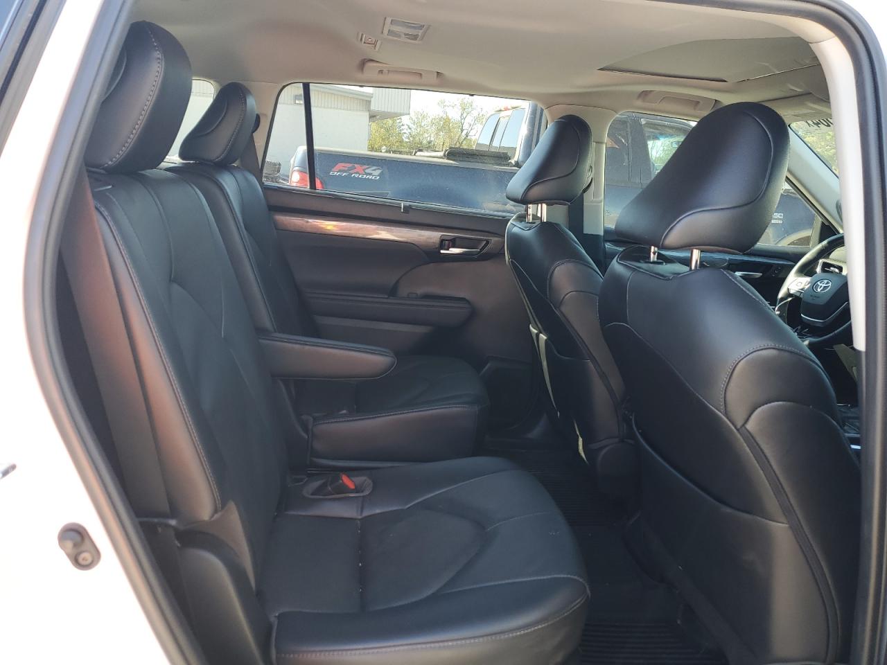 2022 TOYOTA HIGHLANDER LIMITED VIN:5TDDZRBHXNS168151