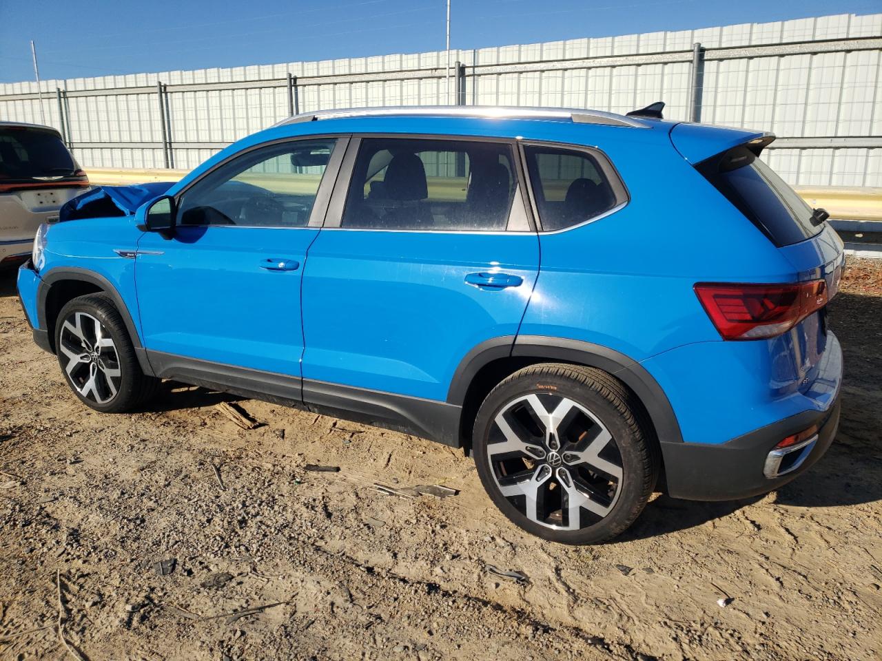 2022 VOLKSWAGEN TAOS SEL VIN:3VV2X7B22NM085778