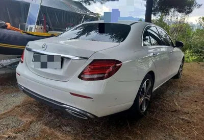 2019 Mercedes-Benz E 300 VIN: