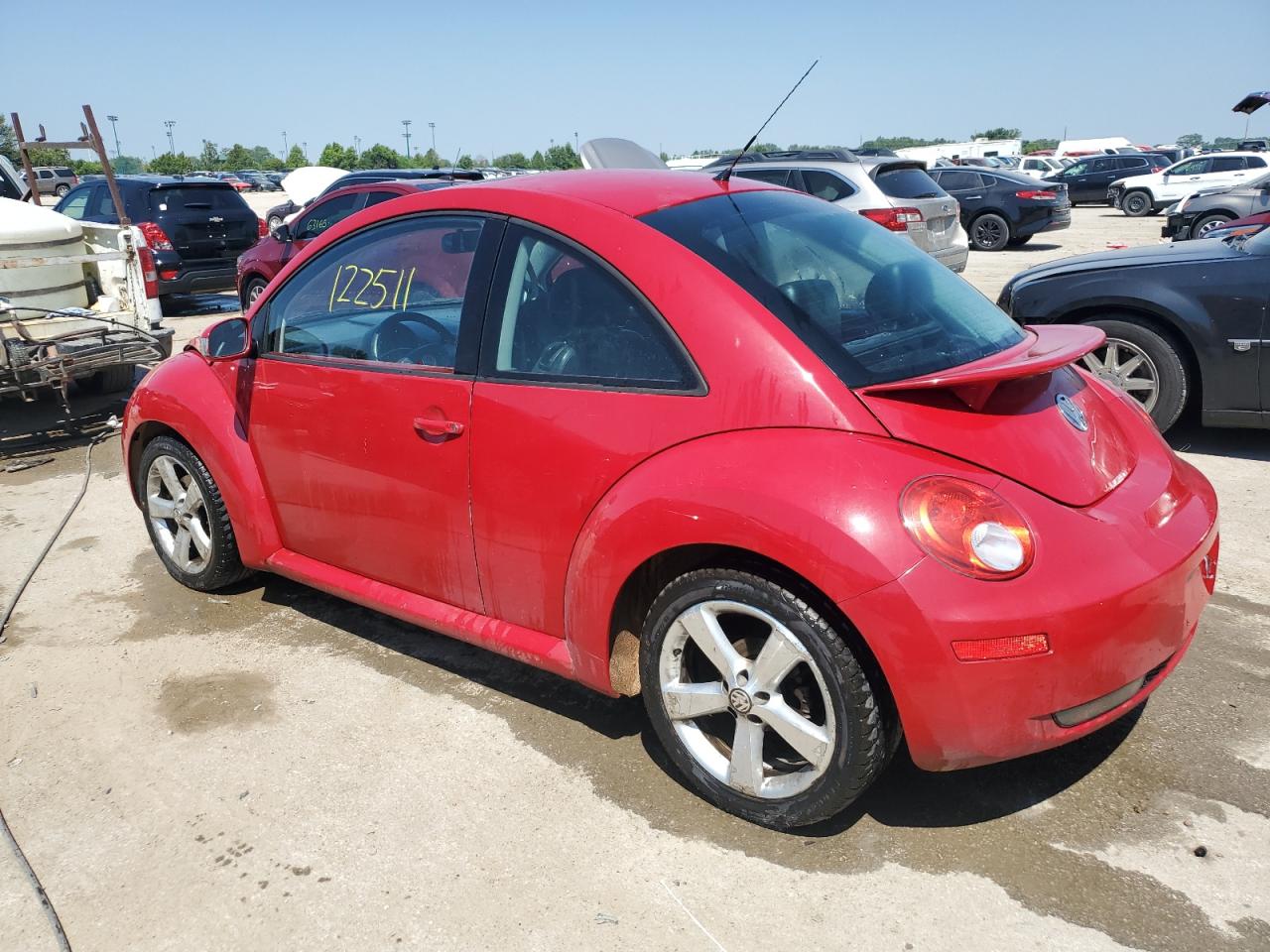 2023 VOLKSWAGEN NEW BEETLE 2.5L OPTION PACKAGE 2 VIN:3VWSW31CX7M504559