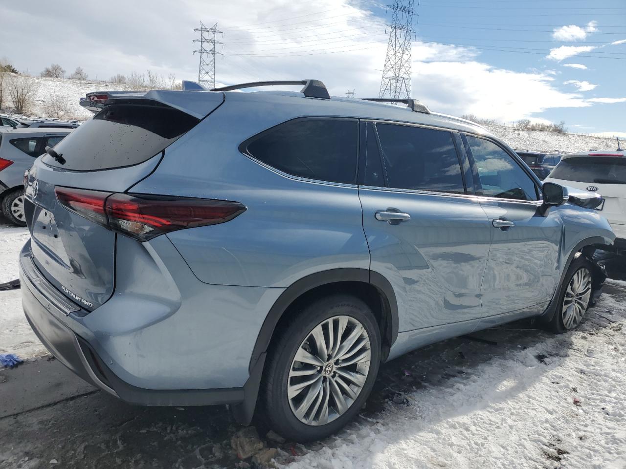 2024 TOYOTA HIGHLANDER LE VIN:5TDKDRBH9RS535536