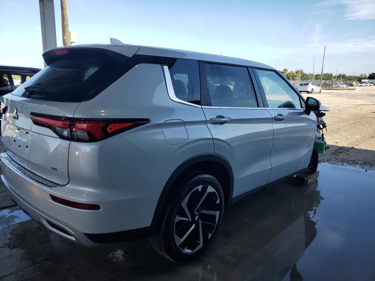 2024 MITSUBISHI OUTLANDER SE VIN:JA4J3VA85RZ055818