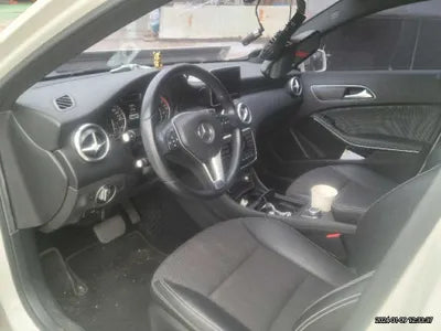 2015 Mercedes-Benz A 180 WDDBF1CB1FJ332631 VIN:WDDBF1CB1FJ332631