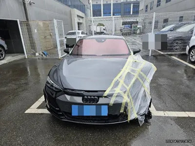 2022 Audi e-tron VIN: