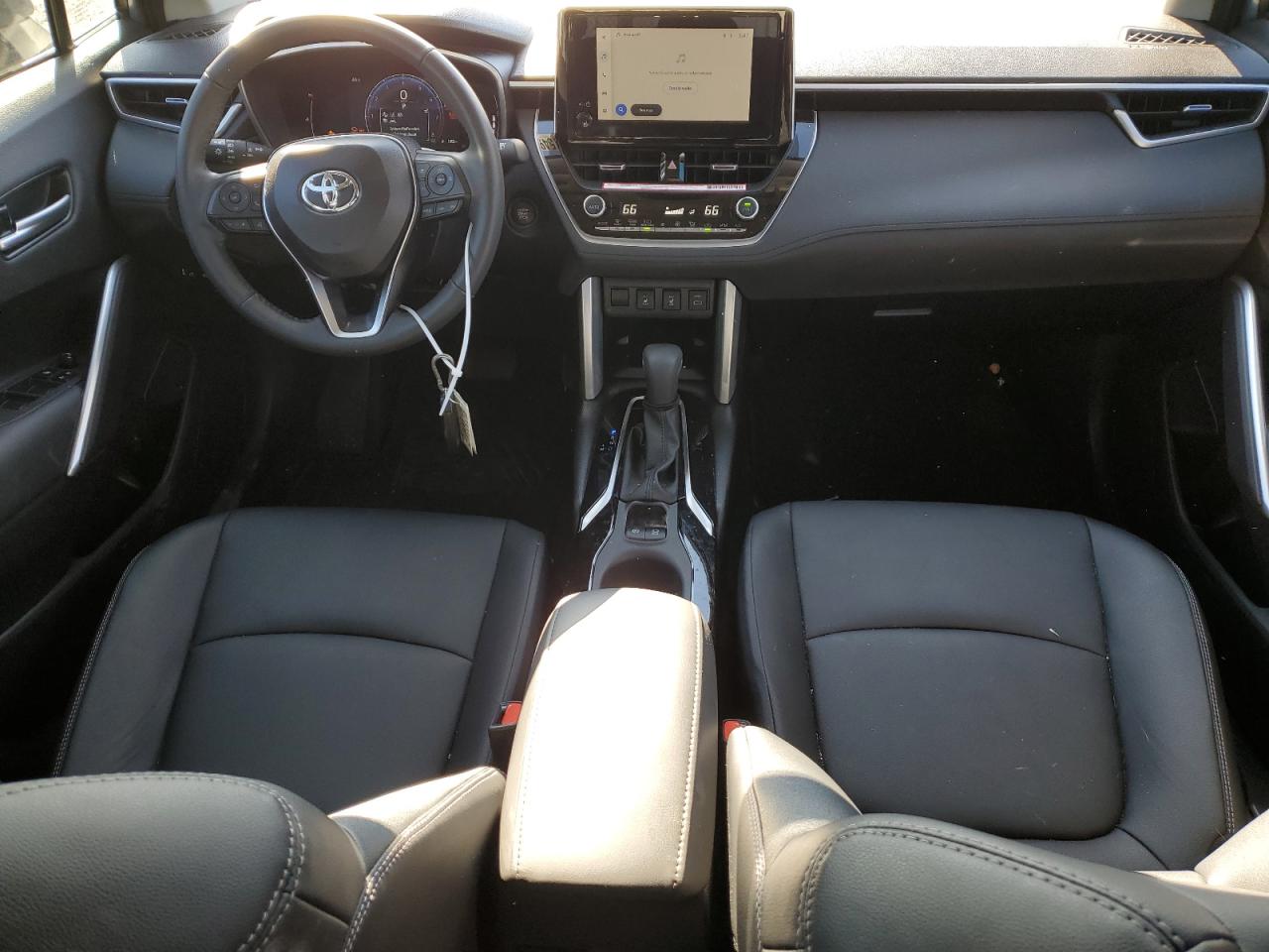 2024 TOYOTA COROLLA CROSS XLE VIN:7MUDAAAG5RV081075