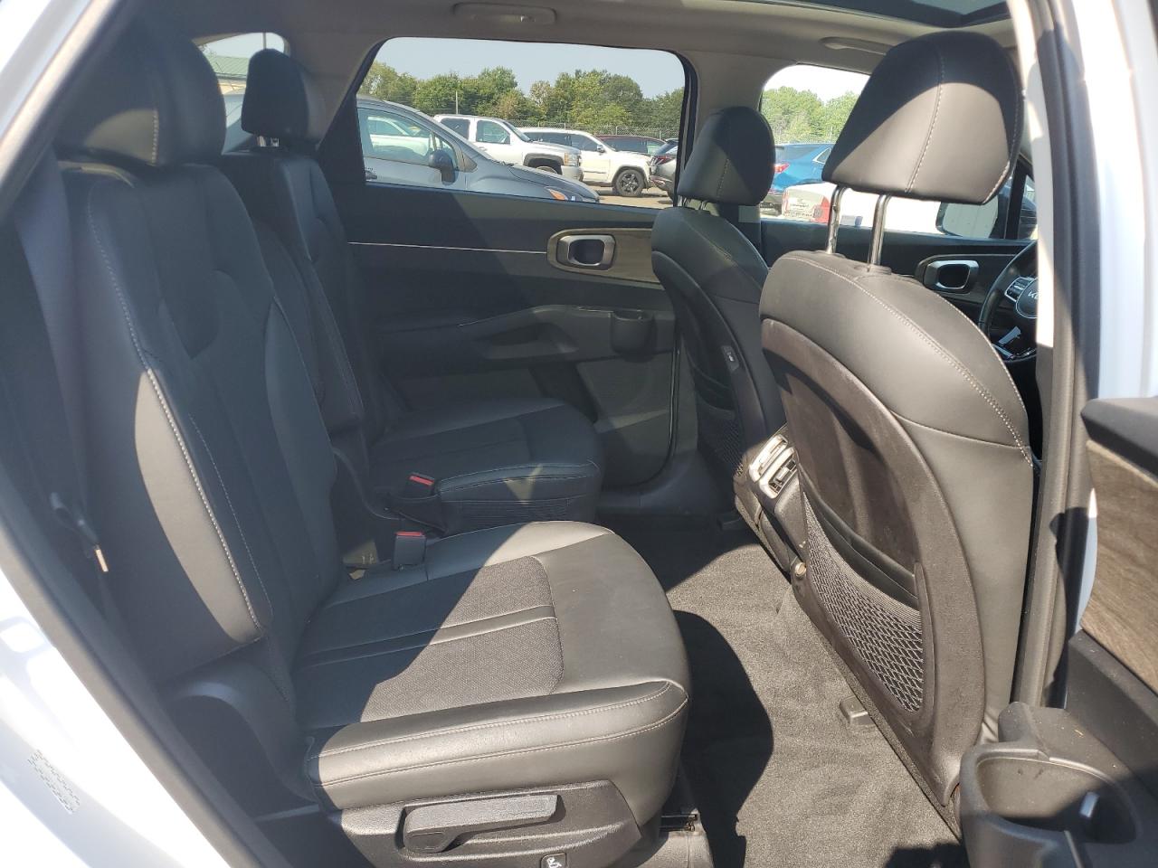 2022 KIA SORENTO EX VIN:5XYRHDLF7NG118152
