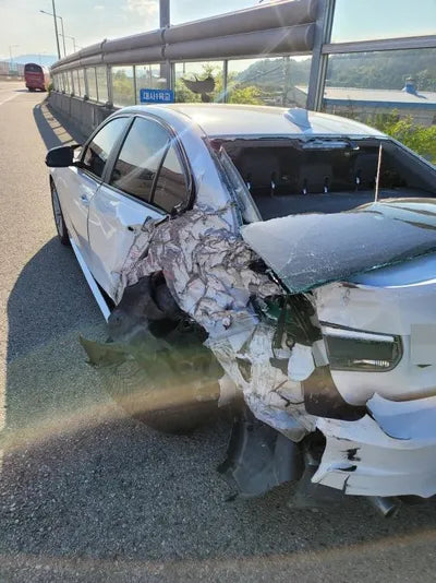 2017 BMW 320 WBA8C5103HA070732 VIN:WBA8C5103HA070732