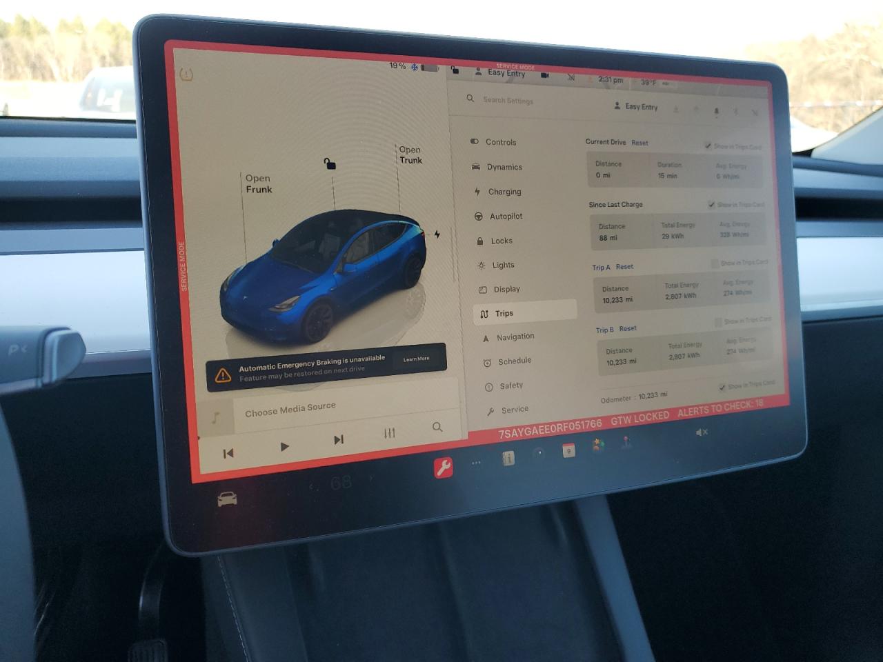 2024 TESLA MODEL Y  VIN:7SAYGAEE0RF051766
