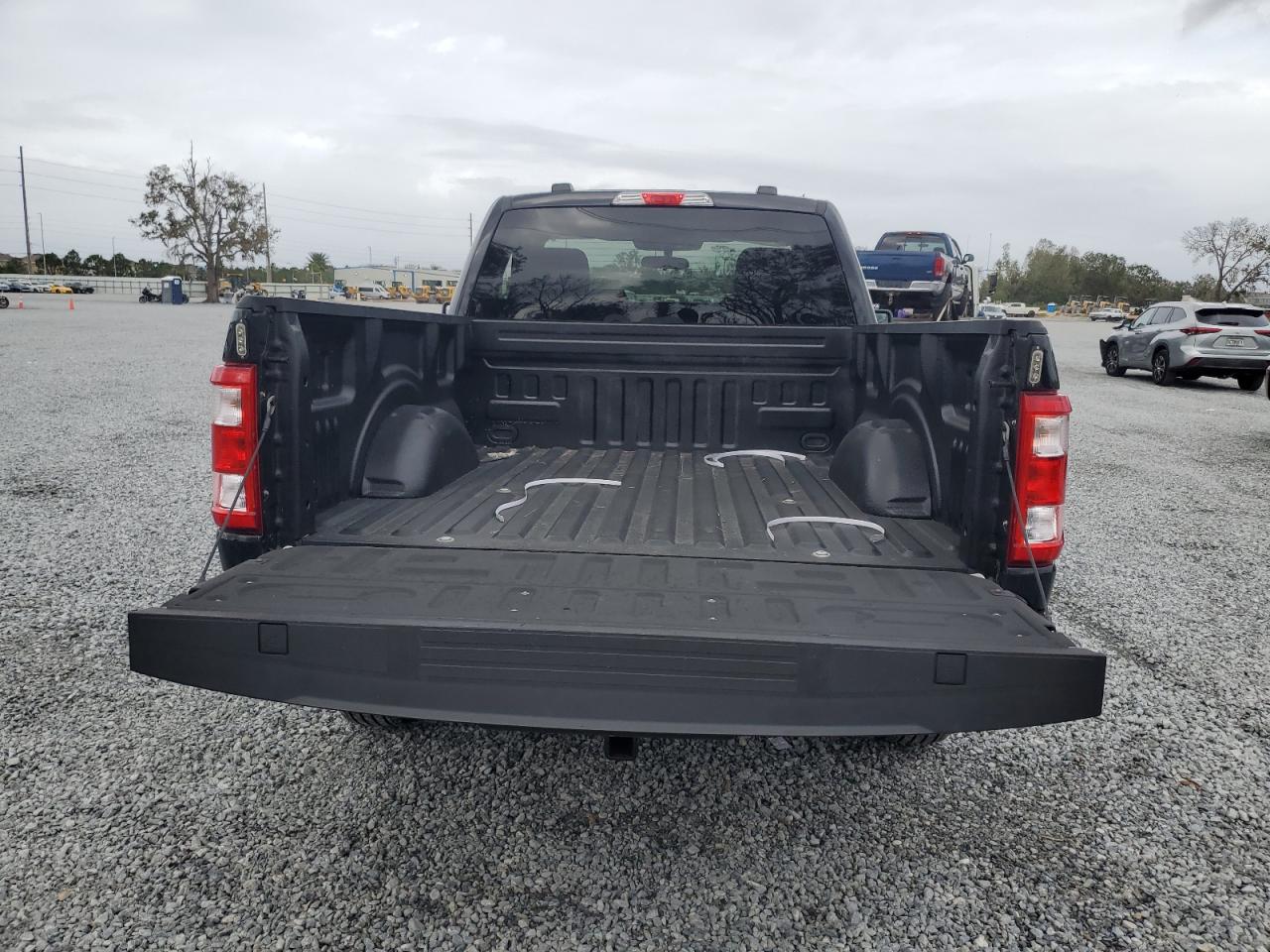 2023 FORD F150  VIN:1FTMF1C59PKF19852