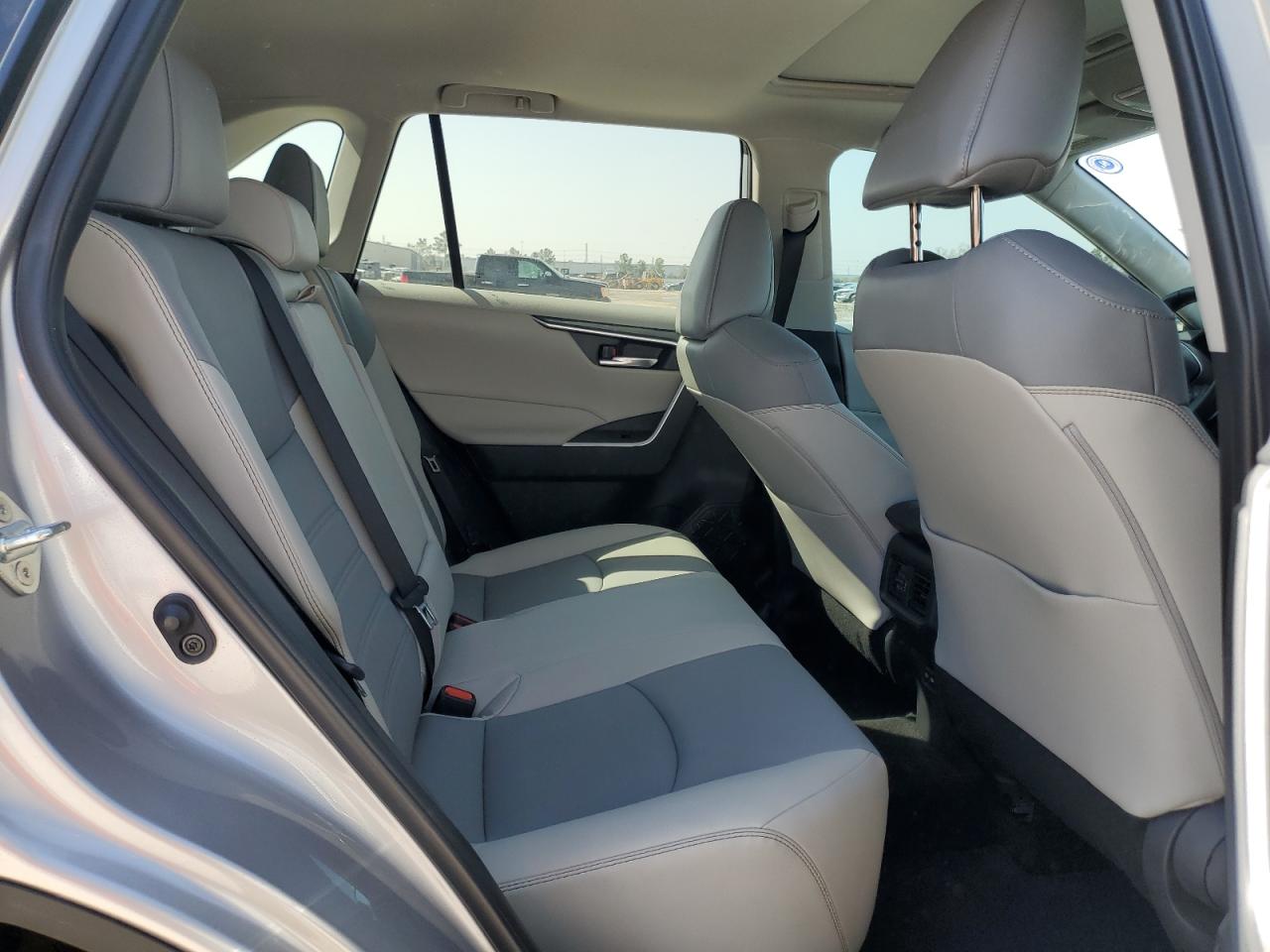 2022 TOYOTA RAV4 XLE PREMIUM VIN:2T3C1RFV5NC187886