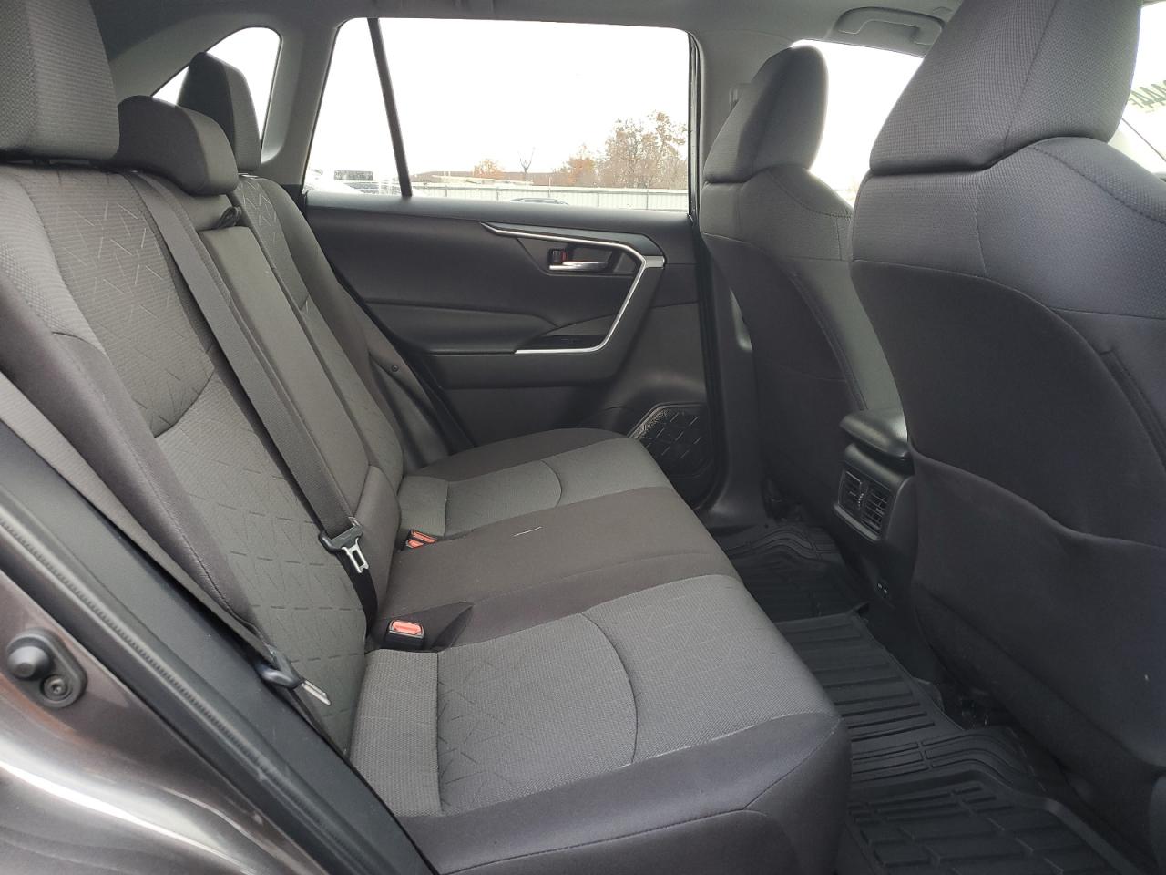 2024 TOYOTA RAV4 XLE VIN:2T3P1RFV0RC420385