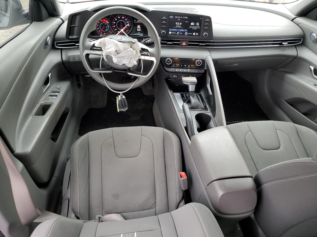 2023 HYUNDAI ELANTRA SEL VIN:KMHLM4AG5PU444963