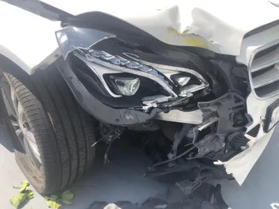 2015 Mercedes-Benz E 220 WDDHF0AB7GB258117 VIN:WDDHF0AB7GB258117