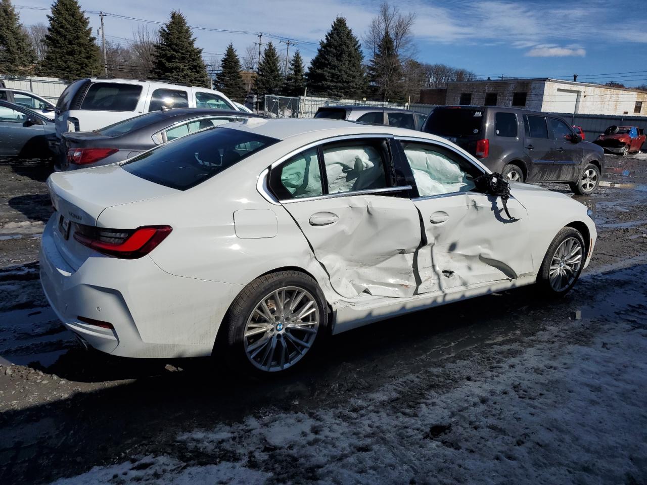 2024 BMW 330XI  VIN:3MW89FF07R8E23225