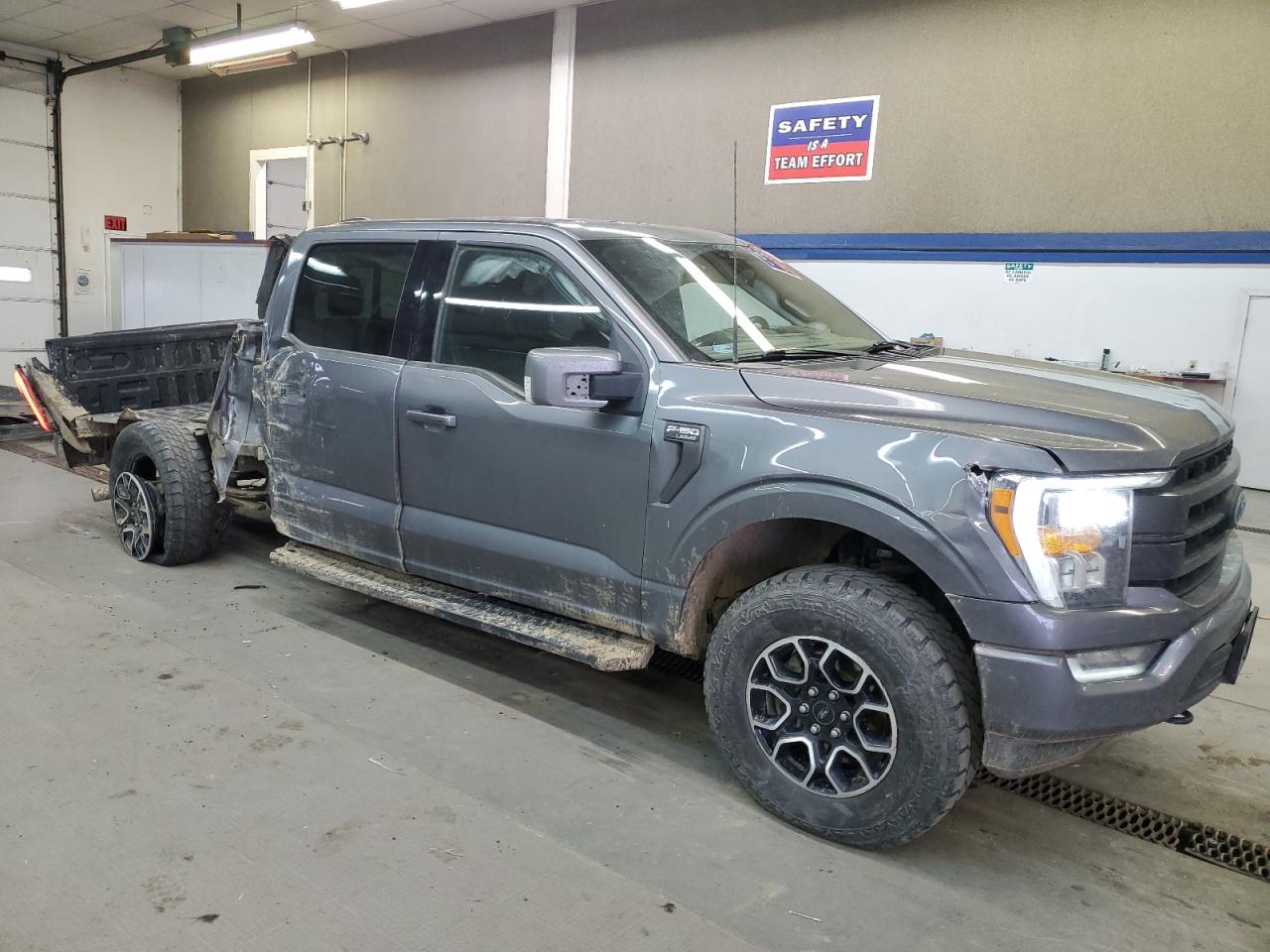 2022 FORD F150 SUPERCREW VIN:1FTFW1E58NKE07725