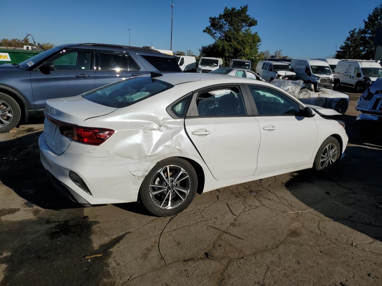 2024 KIA FORTE LX VIN:3KPF24AD9RE810423