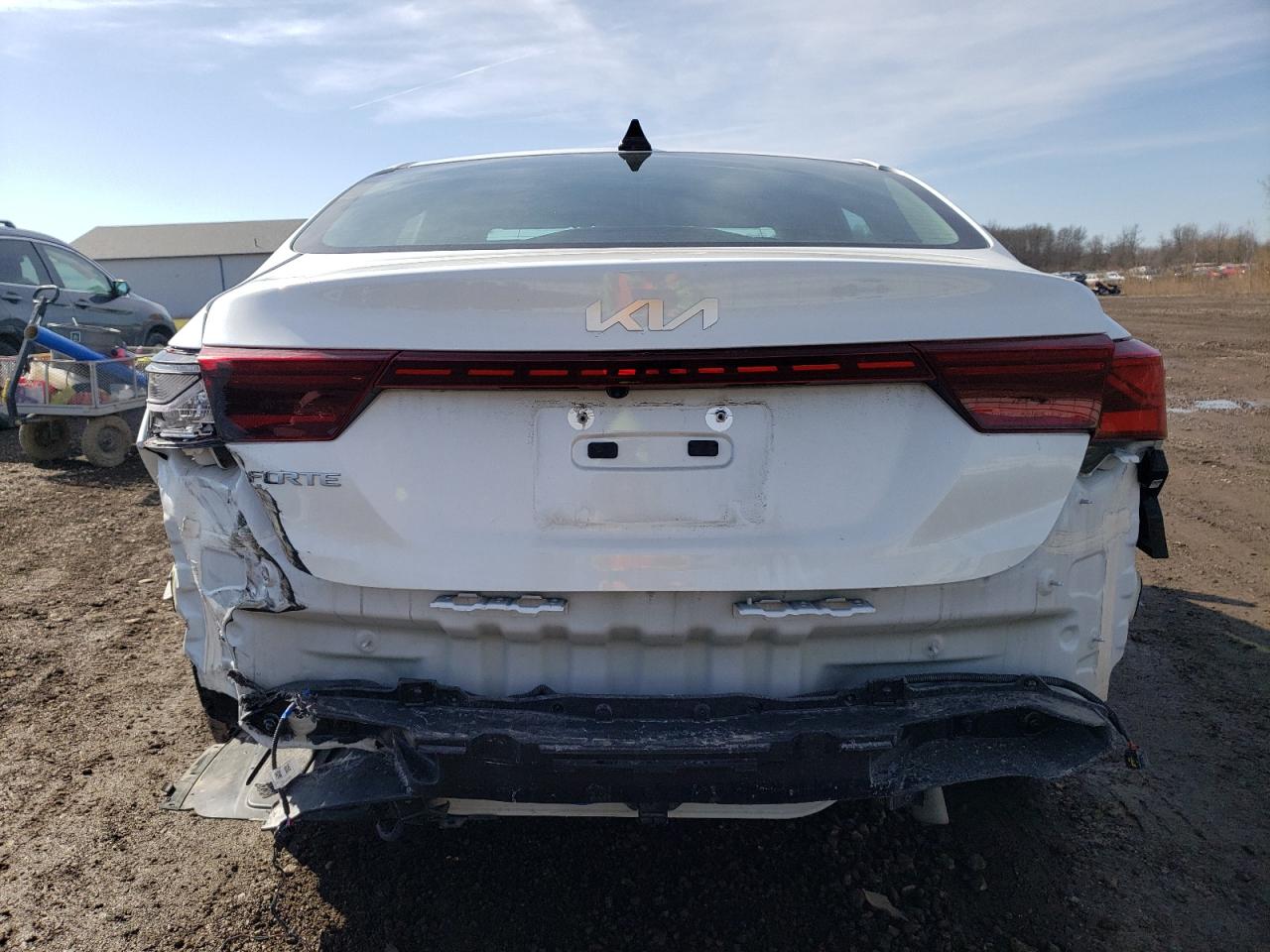 2024 KIA FORTE LX VIN:3KPF24AD9RE822376