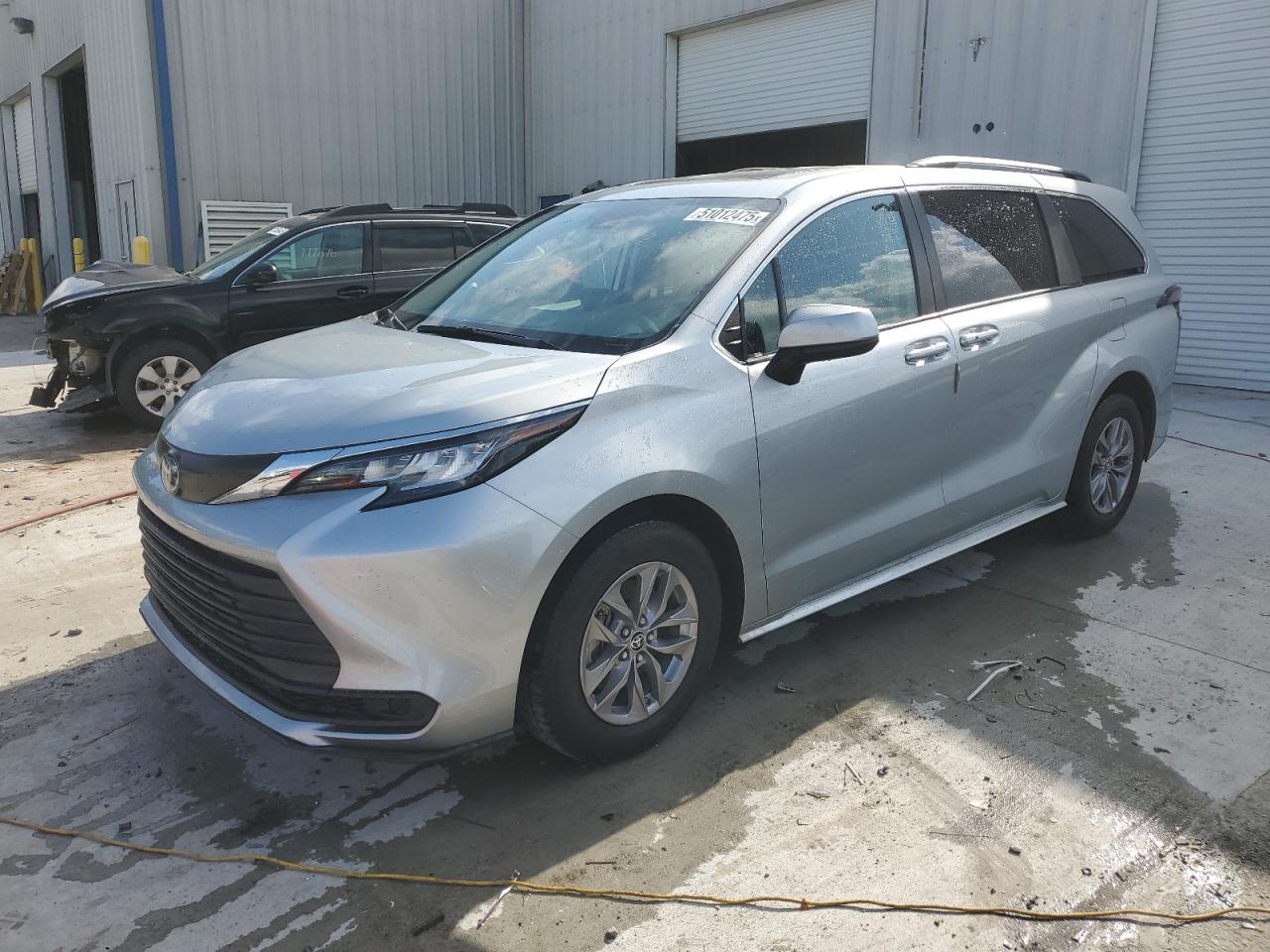 2022 TOYOTA SIENNA LE VIN:5TDBSKFC6NS042760