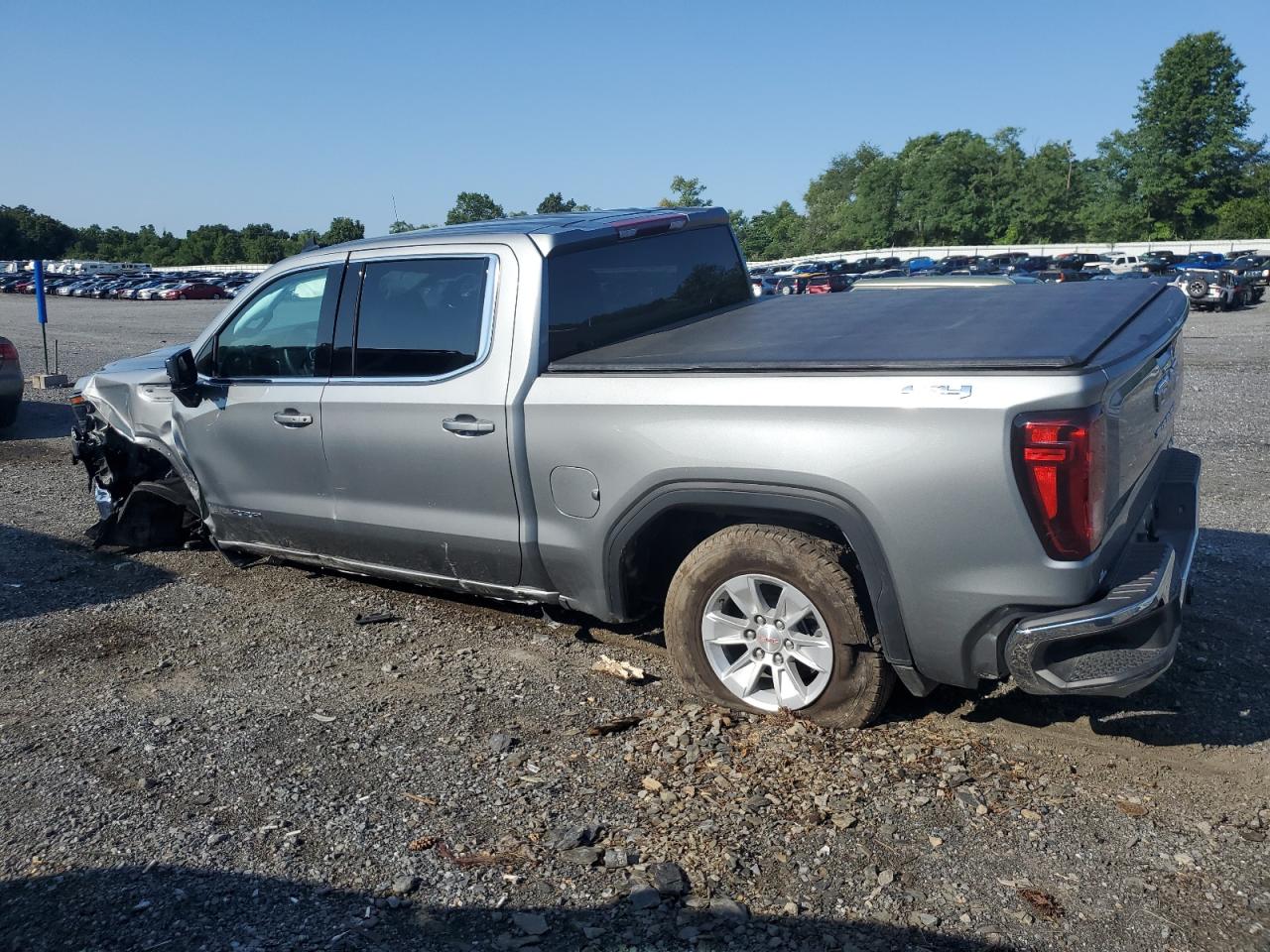 2023 GMC SIERRA K1500 SLE VIN:3GTUUBED6PG354429