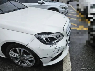 2015 Mercedes-Benz E 220 VIN: