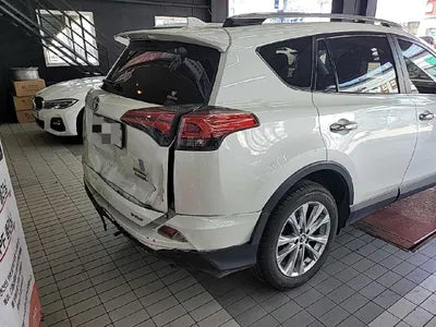 2018 Toyota RAV4 JTMDJREV6JD254944 VIN:JTMDJREV6JD254944