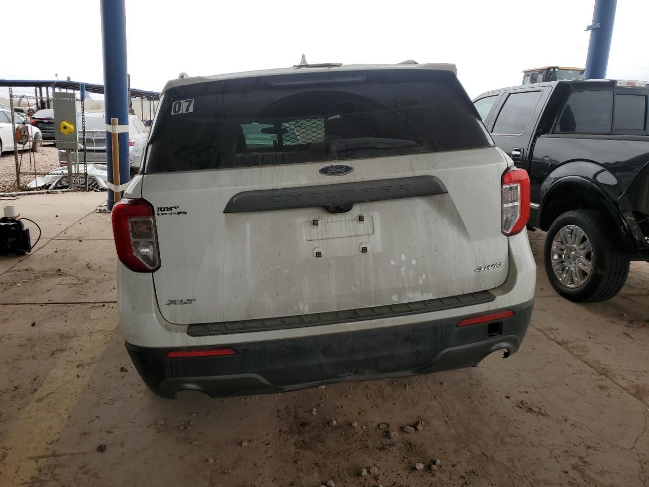2022 FORD EXPLORER XLT VIN:1FMSK8DH5NGC02635