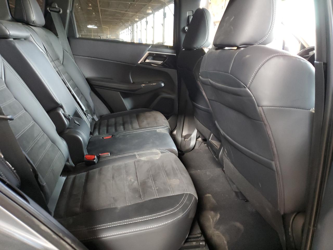 2023 MITSUBISHI OUTLANDER SE VIN:JA4J3UA88PZ061961