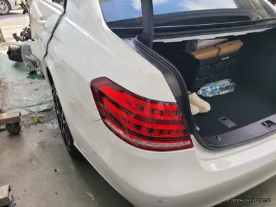 2015 Mercedes-Benz E 250 108KMWDDHF9HB0FB1 VIN:108KMWDDHF9HB0FB1