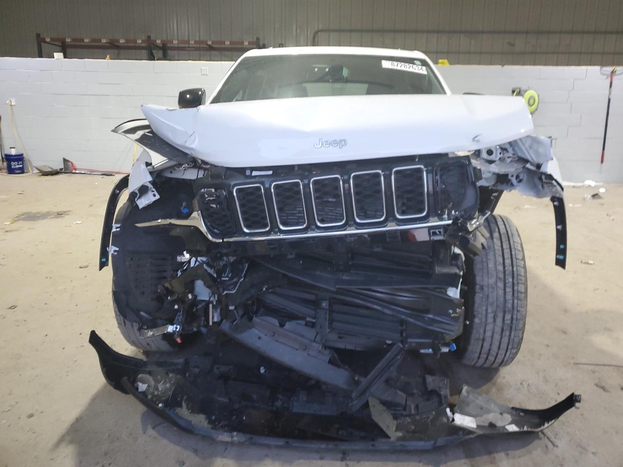 2024 JEEP GRAND CHEROKEE LIMITED VIN:1C4RJHBG3RC178106