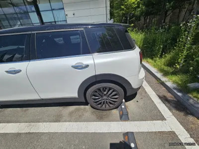 2023 MINI Clubman VIN: