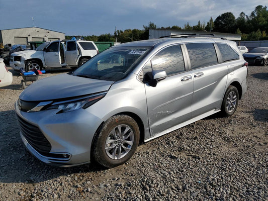 2022 TOYOTA SIENNA XLE VIN:5TDYRKEC4NS081483