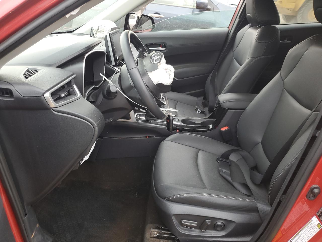 2022 TOYOTA COROLLA CROSS XLE VIN:7MUEAAAG7NV017134