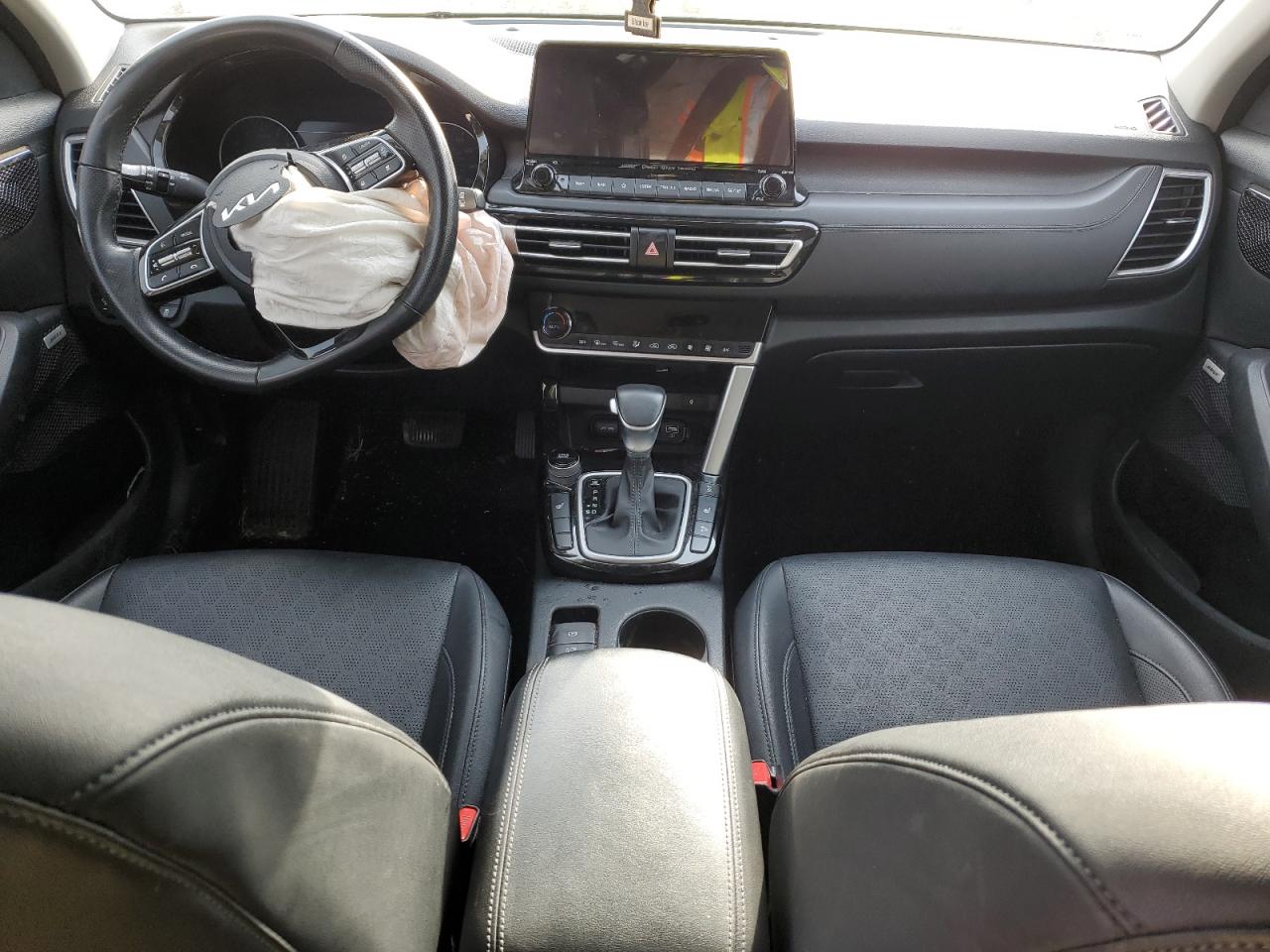 2022 KIA SELTOS SX VIN:KNDETCA23N7273527