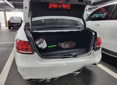 2016 Mercedes-Benz E 220 VIN: